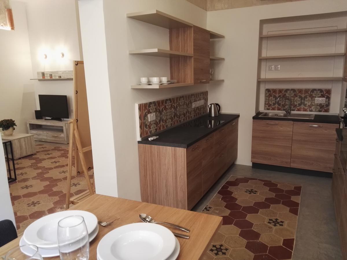 Vallettastay Zoe 1 Luaran gambar